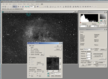 5. Select both Auto check boxes and look at the histogram.jpg